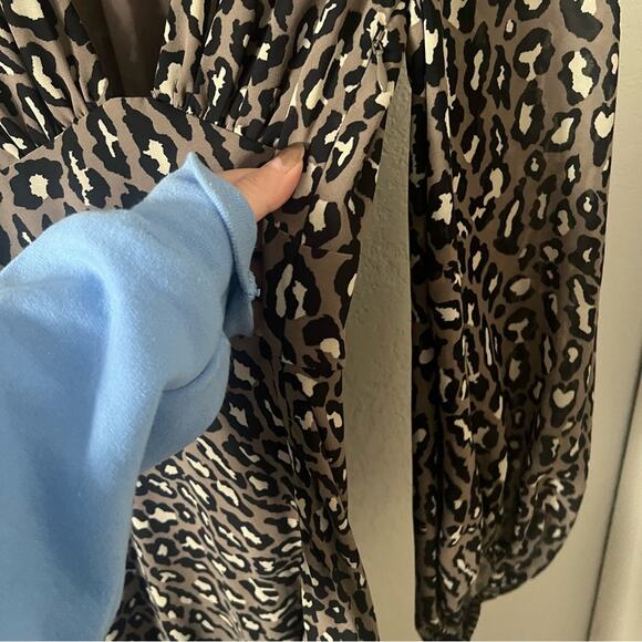 Shona Joy Buell Leopard Print Maxi Dress - Picture 6 of 9